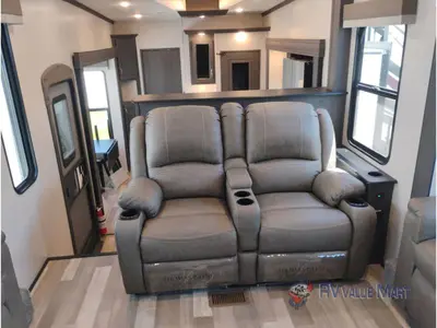 2024 Shasta RVs Phoenix photo 29