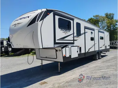 2024 Shasta RVs Phoenix photo 4