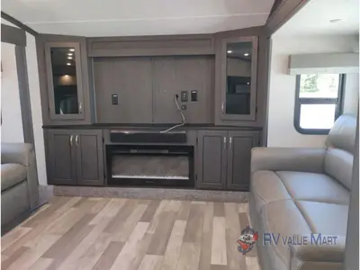2024 Shasta RVs Phoenix photo 28