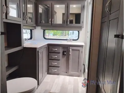 2024 Shasta RVs Phoenix photo 26