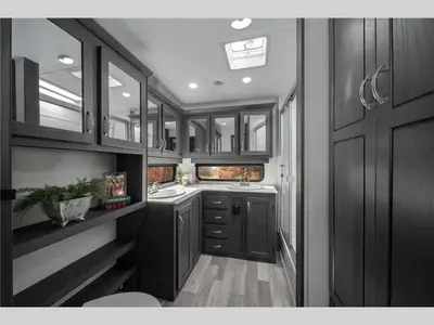 2024 Shasta RVs Phoenix photo 35