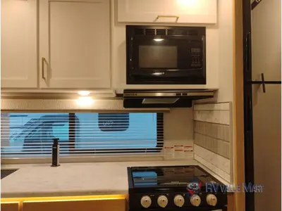 2026 Thor Motor Coach Chateau photo 28