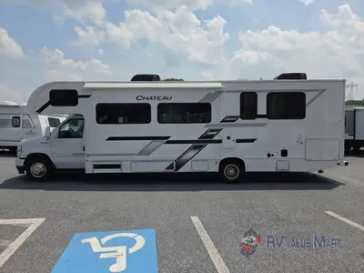 2026 Thor Motor Coach Chateau photo 5