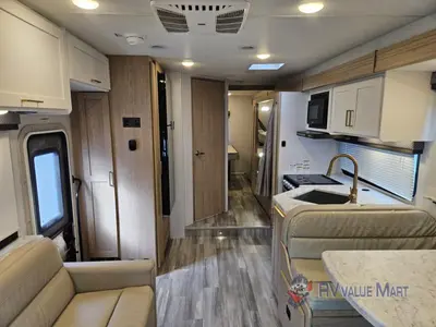 2026 Thor Motor Coach Four Winds photo 15