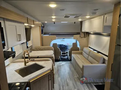 2026 Thor Motor Coach Four Winds photo 14