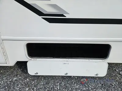 2026 Thor Motor Coach Four Winds photo 4