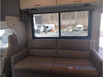 2026 Thor Motor Coach Four Winds photo 25