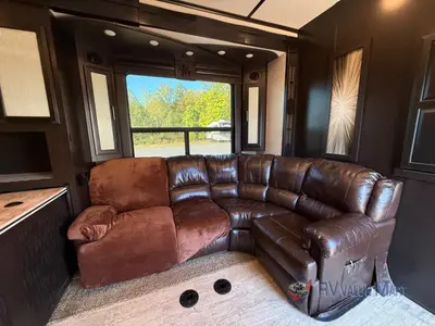 2017 Jayco Seismic photo 11