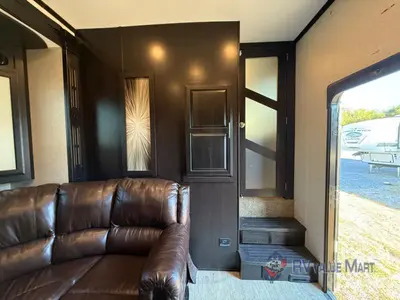 2017 Jayco Seismic photo 10