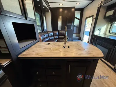 2017 Jayco Seismic photo 15
