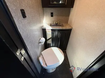 2017 Jayco Seismic photo 21