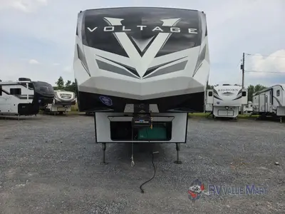 2022 Dutchmen RV Voltage photo 3
