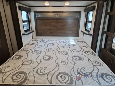 2022 Dutchmen RV Voltage photo 23