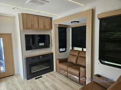 2025 Heartland Torque photo 24