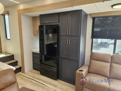 2025 Heartland Torque photo 21