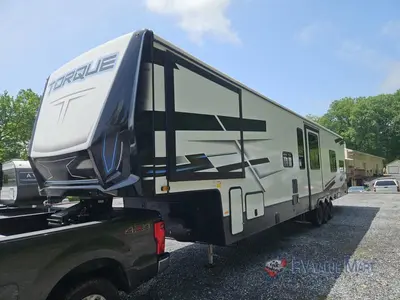 2025 Heartland Torque photo 4