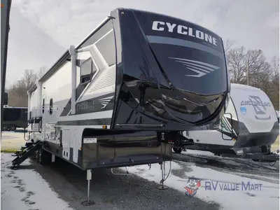 2026 Heartland Cyclone photo 28