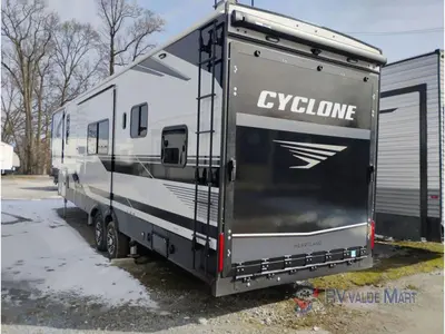 2026 Heartland Cyclone photo 5