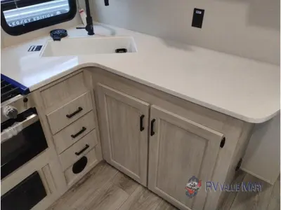 2026 Coachmen RV Catalina Trail Blazer photo 15
