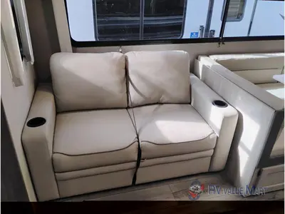 2026 Coachmen RV Catalina Trail Blazer photo 25