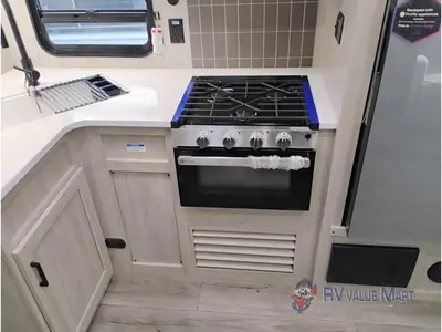 2026 Coachmen RV Catalina Trail Blazer photo 12