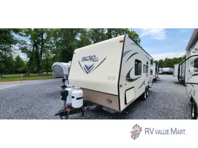 2017 Forest River RV Flagstaff Micro Lite photo 6