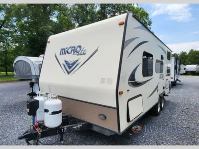 2017 Forest River RV Flagstaff Micro Lite photo 5
