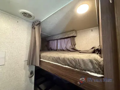 2017 Forest River RV Flagstaff Micro Lite photo 20