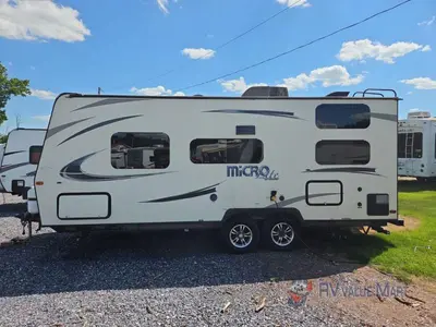 2017 Forest River RV Flagstaff Micro Lite photo 5