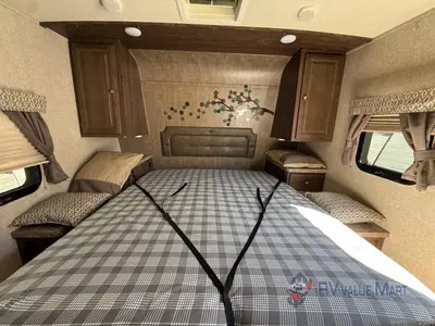 2017 Forest River RV Flagstaff Micro Lite photo 26