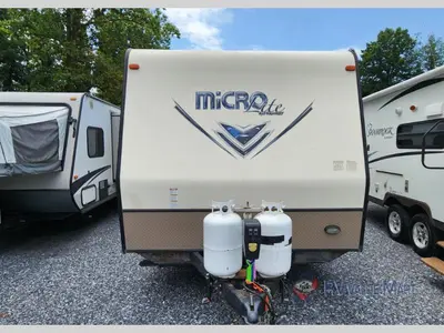 2017 Forest River RV Flagstaff Micro Lite photo 3