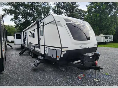Used 2021 Coachmen RV Apex Ultra-Lite 266BHS
