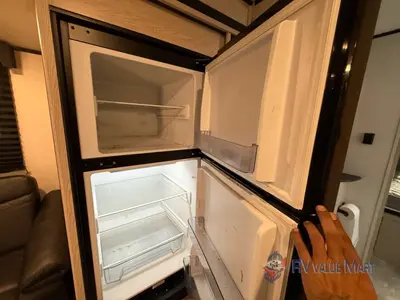 2021 Coachmen RV Apex Ultra-Lite photo 9