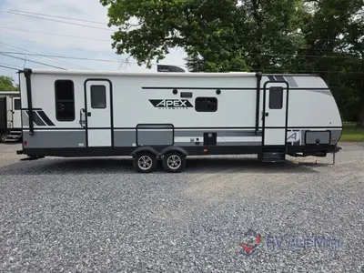 2021 Coachmen RV Apex Ultra-Lite photo 9