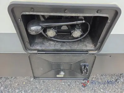 2021 Coachmen RV Apex Ultra-Lite photo 14