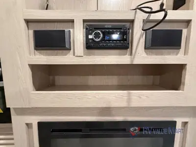 2021 Coachmen RV Apex Ultra-Lite photo 12