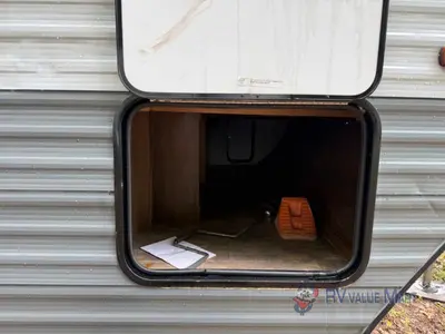 2018 Gulf Stream RV Kingsport Ultra Lite photo 7
