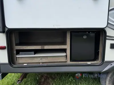 2019 Dutchmen RV Coleman Light LX photo 8
