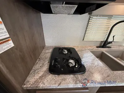 2019 Dutchmen RV Coleman Light LX photo 12