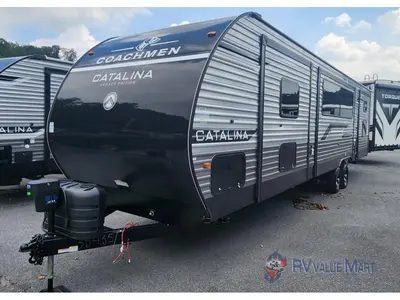 2026 Coachmen RV Catalina Legacy Edition photo 3