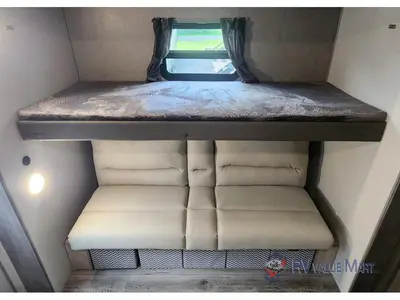 2026 Coachmen RV Catalina Legacy Edition photo 30