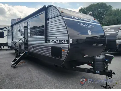 New 2026 Coachmen RV Catalina Legacy Edition 343BHTS