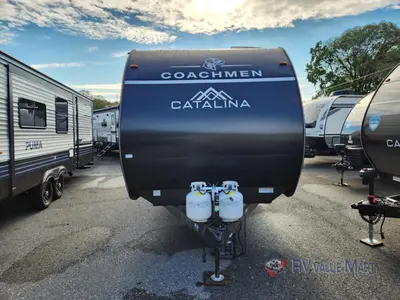 2026 Coachmen RV Catalina Summit Series 8 photo 2