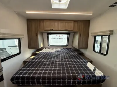 2026 Coachmen RV Freedom Express Ultra Lite photo 23