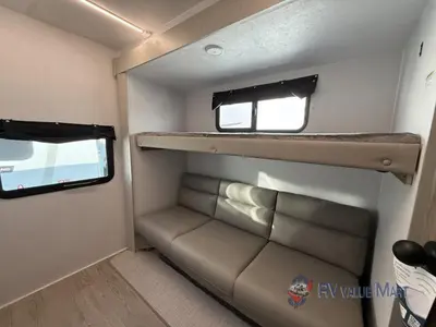 2026 Coachmen RV Freedom Express Ultra Lite photo 18