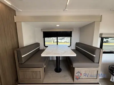 2026 Coachmen RV Freedom Express Select photo 6