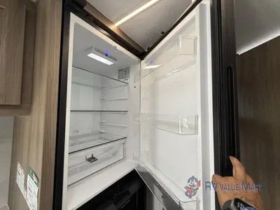 2026 Coachmen RV Freedom Express Select photo 16