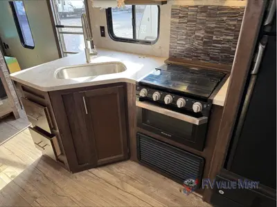 2019 Forest River RV Cherokee Grey Wolf photo 16