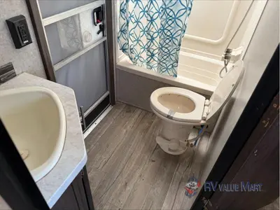 2019 Forest River RV Cherokee Grey Wolf photo 23