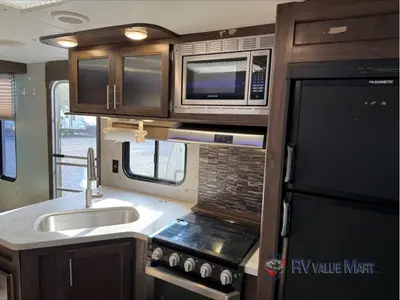 2019 Forest River RV Cherokee Grey Wolf photo 25